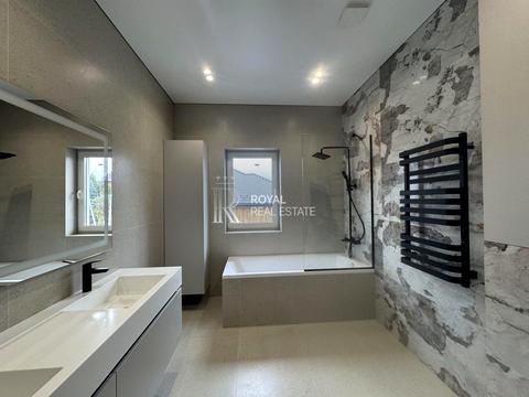 будинок за адресою Захрестова вул.