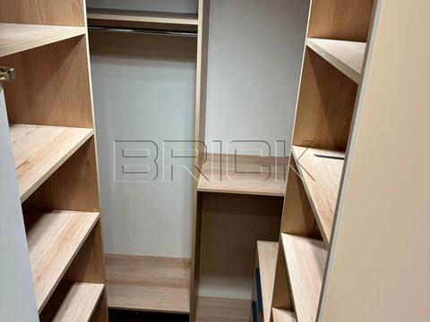 квартира за адресою Набережно-Рибальська вул., 27