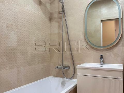 квартира за адресою Набережно-Рибальська вул., 27