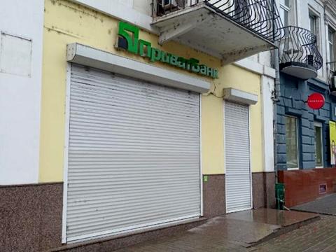 комерційна за адресою В'ячеслава Липинського вул., 12