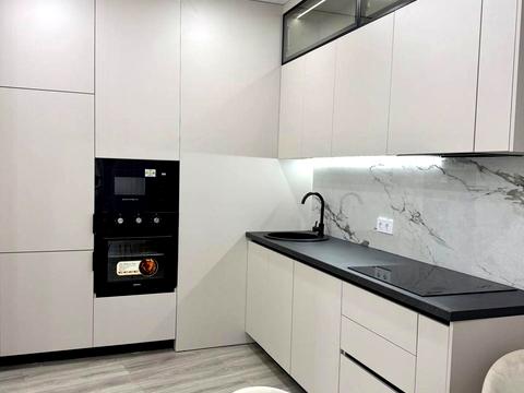 квартира по адресу Краснова ул., 1-В