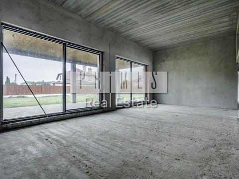 будинок за адресою Щаслива, 1