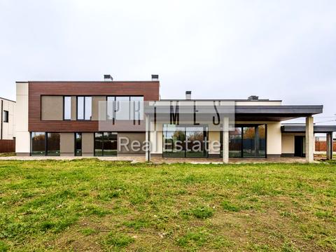 будинок за адресою Щаслива, 1