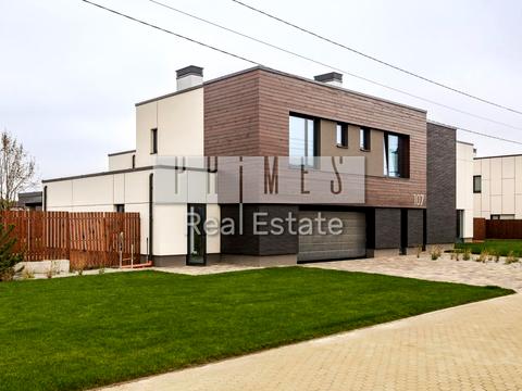 будинок за адресою Щаслива, 1