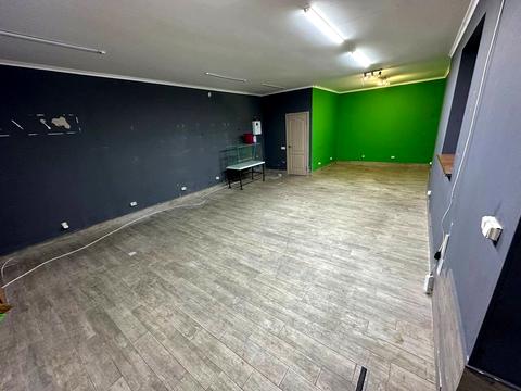 комерційна за адресою Європейська вул. (Жовтнева), 2