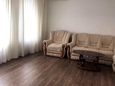 квартира за адресою Кирилівська вул. (Фрунзе), 14/18