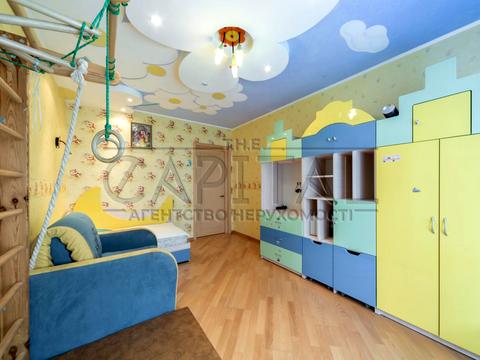 квартира по адресу Юлии Здановской ул. (Ломоносова), 52/3