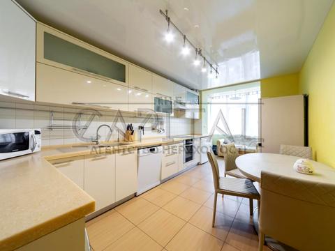 квартира по адресу Юлии Здановской ул. (Ломоносова), 52/3