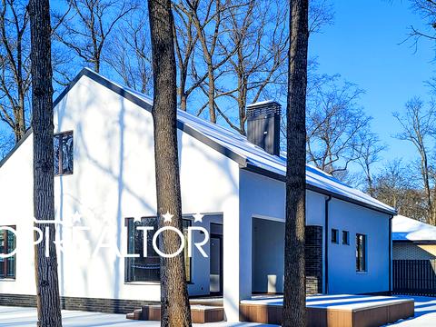 будинок за адресою Лісопарківська вул.