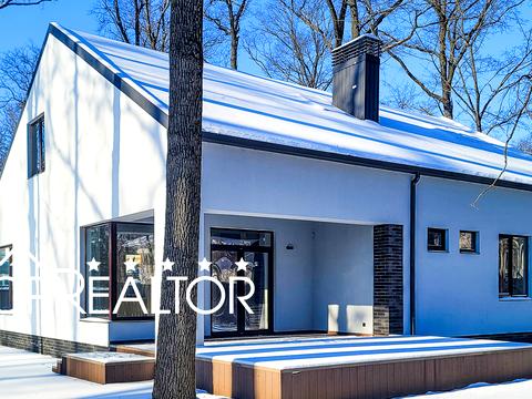 будинок за адресою Лісопарківська вул.