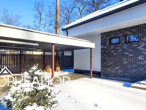 будинок за адресою Лісопарківська вул.