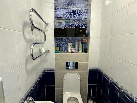 комерційна за адресою Січових Стрільців вул. (Артема), 63