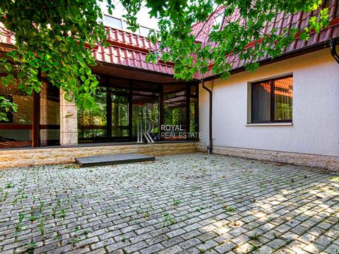 будинок за адресою Редутний пров., 10а