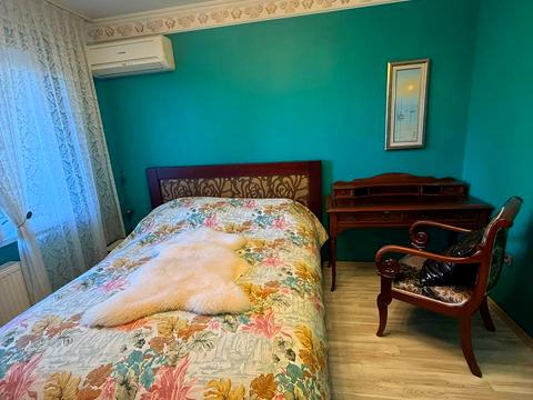 квартира за адресою Захисників України вул. (1-го Травня), 19