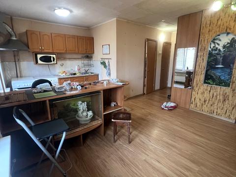 квартира за адресою Олександра Махова вул. (Жолудєва), 5-А