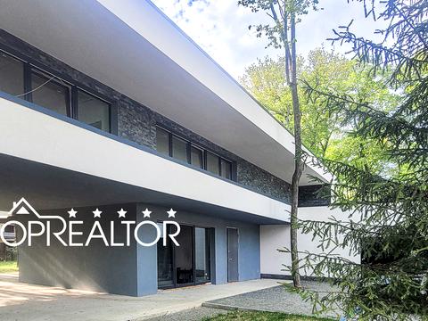 будинок за адресою Лісопарківська вул.