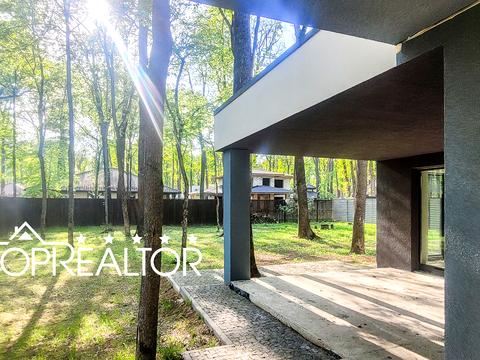 будинок за адресою Лісопарківська вул.