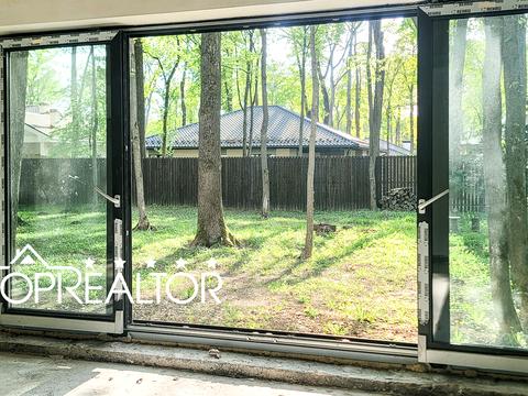 будинок за адресою Лісопарківська вул.