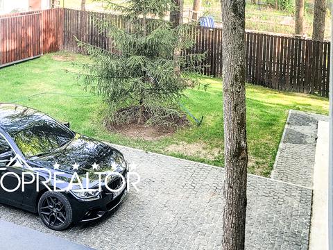 будинок за адресою Лісопарківська вул.