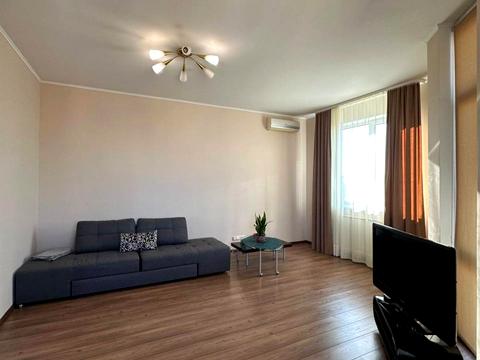 квартира по адресу Владимира Ивасюка просп. (Героїв Сталінграду), 6-А