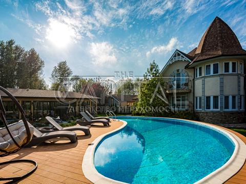 будинок за адресою Гідності вул. (Жертв Революції)