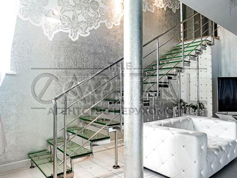 будинок за адресою Гідності вул. (Жертв Революції)