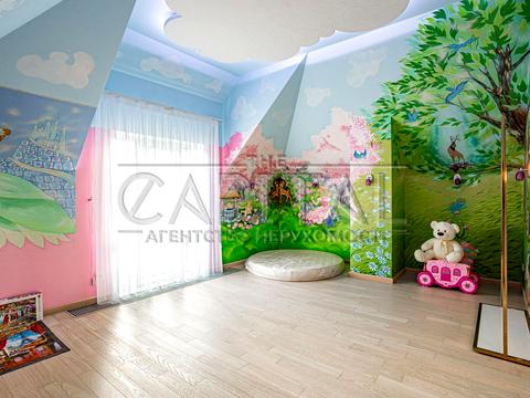 будинок за адресою Гідності вул. (Жертв Революції)