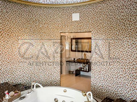 будинок за адресою Гідності вул. (Жертв Революції)