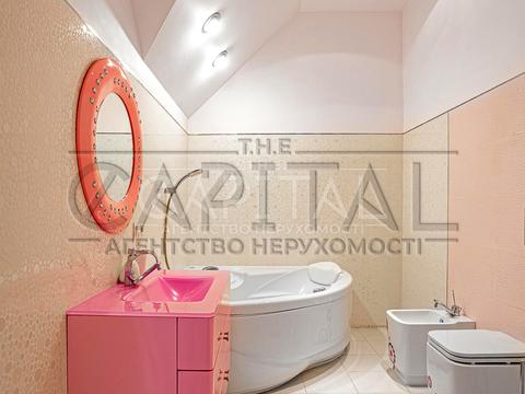 будинок за адресою Гідності вул. (Жертв Революції)