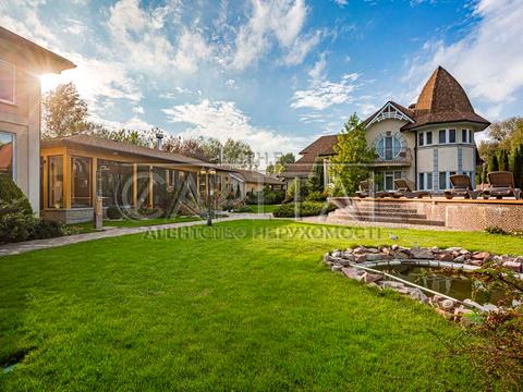 будинок за адресою Гідності вул. (Жертв Революції)