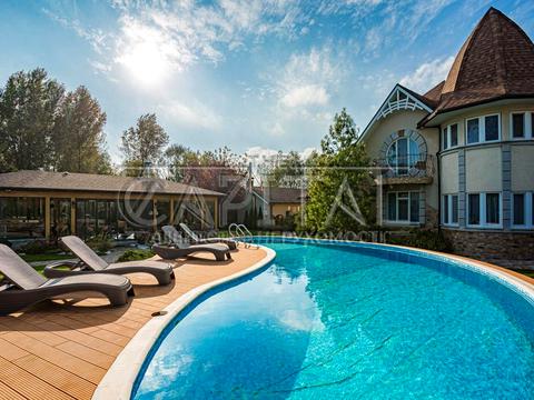 будинок за адресою Гідності вул. (Жертв Революції)