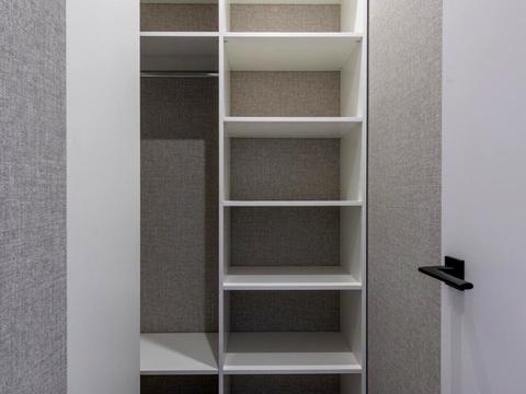 квартира за адресою Олександра Олеся вул., 17