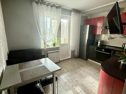 квартира за адресою Михайла Максимовича вул. (Онуфрія Трутенка), 7