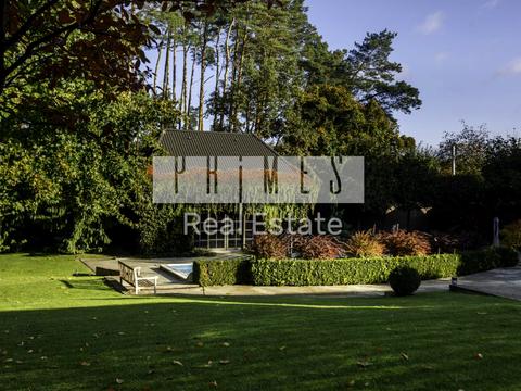 будинок за адресою Соснова вул.