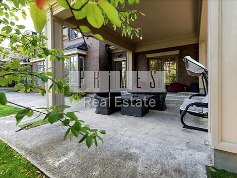 будинок за адресою Соснова вул.