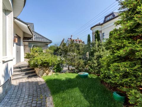 будинок за адресою смт. Козин, Старокиївська вул.