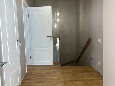 будинок за адресою с. Скнилів, Грушевського, 2е