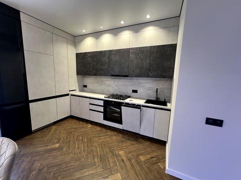 будинок за адресою Вишнева вул.