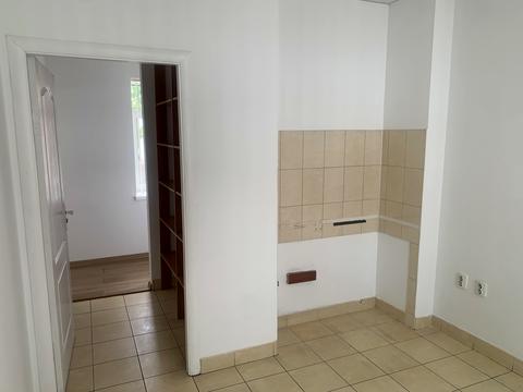 коммерческая по адресу Петрушевича пл., 3