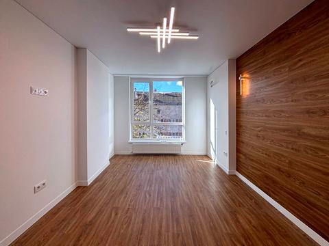 квартира за адресою Флотська вул., 10Б