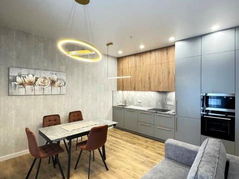 квартира по адресу Кучеревського бульв., 1