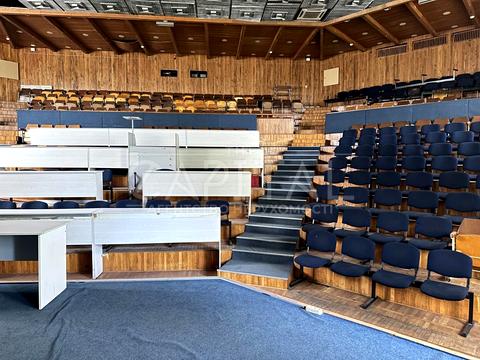 комерційна за адресою Гетьмана Павла Полуботка вул. (Попудренка), 52