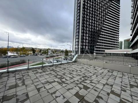 коммерческая по адресу Днепровская набережная ул., 15