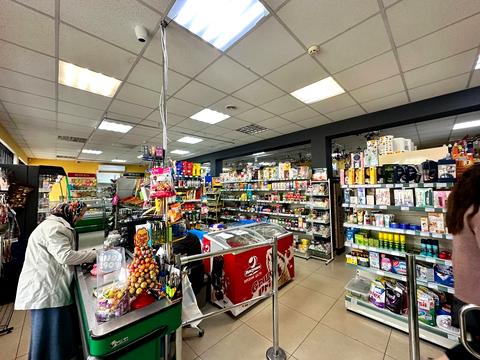 комерційна за адресою Мирона Тарнавського вул., 36