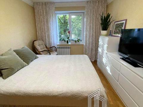 квартира за адресою Зодчих вул., 34