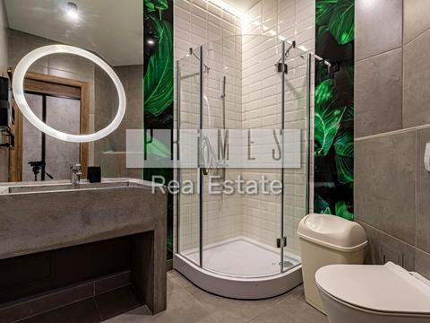 комерційна за адресою Кловський узвіз (Кловський), 7a