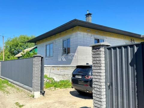 будинок за адресою Вишнева вул.