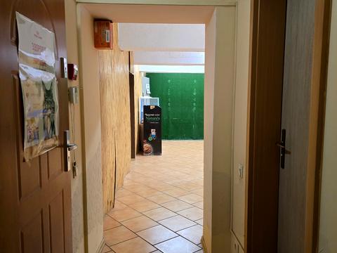 комерційна за адресою Деревлянська вул. (Якіра), 12/42