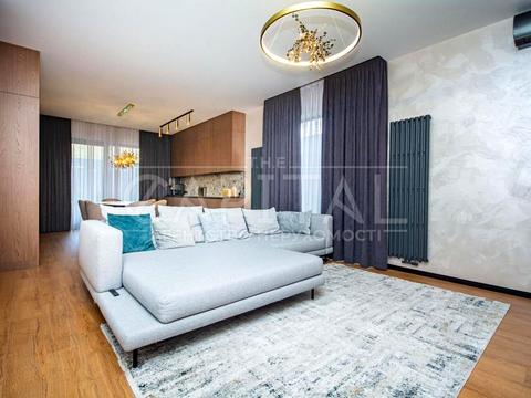 будинок за адресою Молодіжна