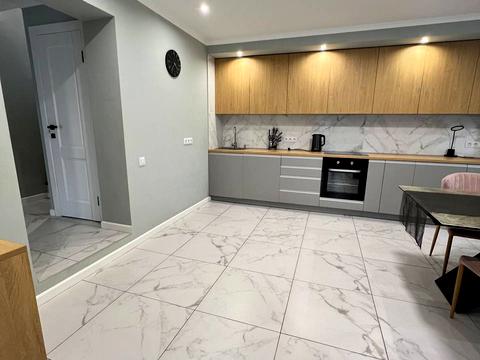 будинок за адресою Головна вул.